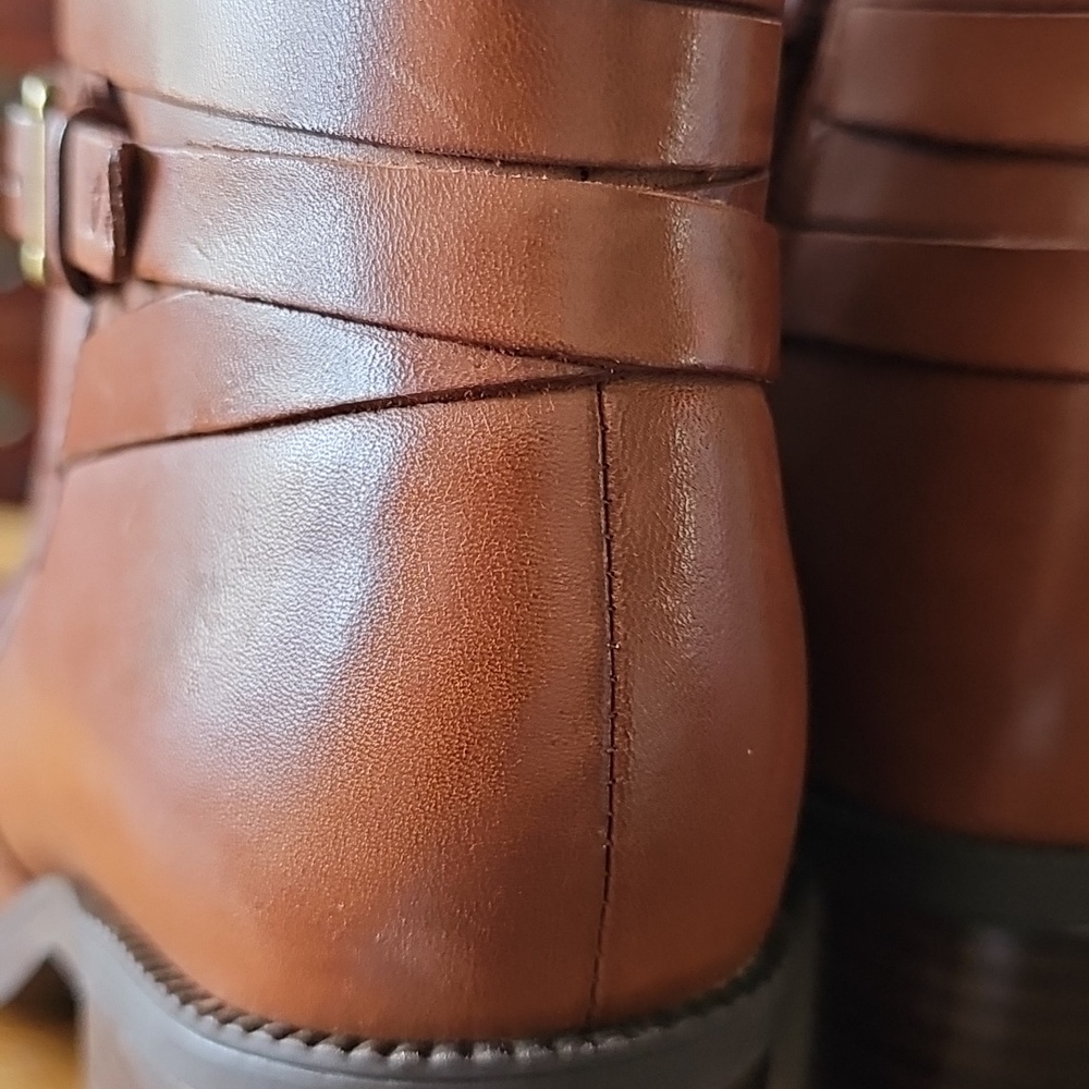 Clarks Malvet Maria Tan Leather Ankle Boot - Size 8M - Picture 6 of 9